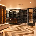 Midlands Park 4*
