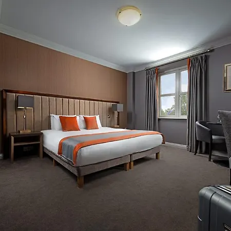 Hotell Midlands Park 4*