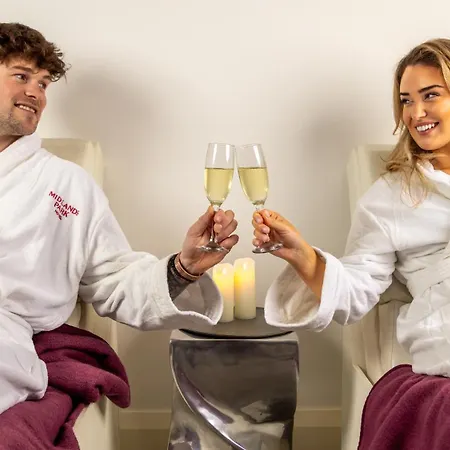 Midlands Park ホテル 4*